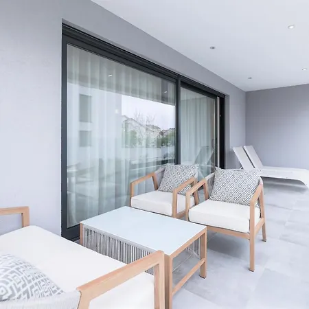 Adria Concept Boutique 公寓