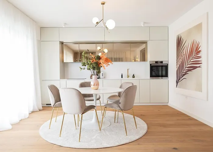 Adria Concept Boutique *